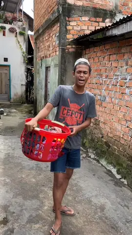 Gibran sengaja nii akal akalan nya ajaa mau mintak uang beli Eskrim #funny #komedi #xyzbca 