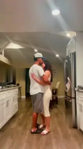 دي حبيبتي وهي كل الناس والدنيا دي ليا ❤️❤️❤️ Samo Zaen- Di HABIBTI -New Song #samozaen #samo_zaen  #samozaene #ساموزين  #music #Love #foryou #foryourpage 