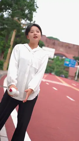 Sáng họ ún caffe còn em uống rượu 😂😂#viral #trending #cute #gaixinh #xuhuong #❤️ #remix #fyp 