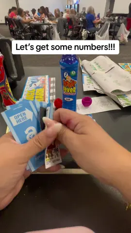 Fun tab pull! Let’s get some numbers!! #followme #sacramentotiktok #bingoaddict #bingomama #elkgrovetiktok #fy #foryoupage #viral #trending #fyp #bingofun #bingoobsessed #satisfying #funtabs #bingo #playbingo #DIY #bingojunkiess 