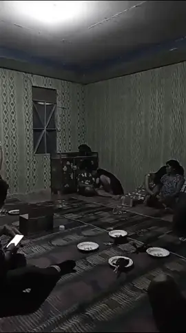 pelukan terindah adalah sebuah pelukan mama😭#sad 