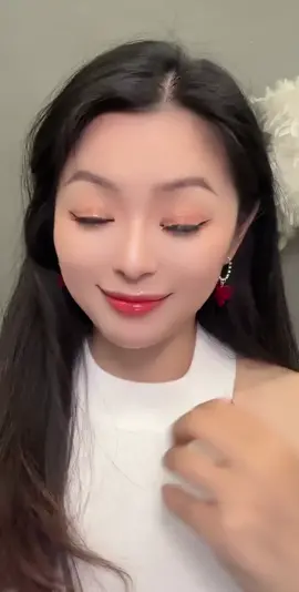 What does your makeup routine looklike？#fypシ #makeuptutorial #lipsync #skincare 