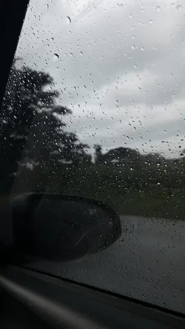 Don’t rush anything. Good people end up with good people. #rainyday 