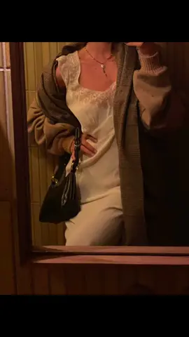 from my visit home for a couple weeks :’) i had this song on repeat as we drove thru the Dandenongs and its already nostaglic