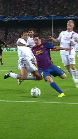 This Nesta tackle 😤 #ChampionsLeague 
