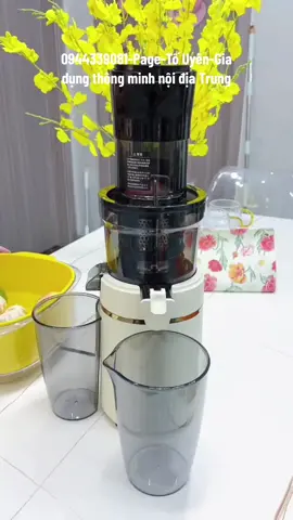 Máy ép chậm Deawoo công suất lớn 200W cam kết chất lượng, cầm cái máy lên là sướng cái tay ạ, ép rất đỉnh luôn, nước uống siêu ngon, không bị gợn bả, bả thì cực khô, máy ép êm dịu nhẹ không ồn ào, và tháo lắp ráp chùi rữa cực kì đơn giãn nhanh gọn lẹ chỉ 5 giây là tháo ráp xong, chùi rữa cực dễ dàng,bao xài cho khách luôn, không phê trả lại e ạ,-khách nhắn-zl-e-nha-0944339081-