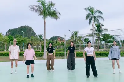 siu ngại đồ đó 😵‍💫 #supershynewjeans #newjeans #dance #fyp #foryou #fypシ #viralvideo #dtdancecrew 