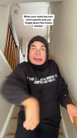 WATCH TILL THE END🤣😱 INSTA: Courtney.reynoldsx & _sammygray #viral #foryoupage #fyp #bignose #comedy #timmystravels #grayskitz