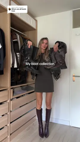 Replying to @AVA my favourite boots >>> #bikerboots #vintageboots #outfitinspo 