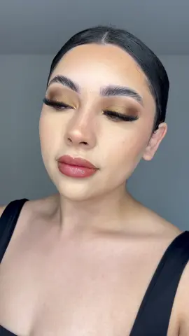 My version of the Latte Makeup trend ☕️🤎 #lattemakeup #lattemakeuptrend #makeuptiktok #eyeshadowtutorial #bronzemakeup #browneyeshadow @ColourPop Cosmetics #cppartner #colourpopme #colourpopco 