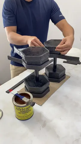 ¿Te gustaría confeccionar tus propias mancuernas? 🤯🔥 Tenemos un curso especial para ti, en el que te brindaremos… . ✅Moldes a escala real de mancuernas, discos y pesas rusas de todos los pesos. ✅Videos del paso a paso detallado de la confección de mancuernas  ✅Acceso a nuestro grupo VIP para asesoría y apoyo las 24/7 . 🔥Información en el link de mi perfil🔥 🔥SI LLEGASTE HASTA AQUÍ TIENES UN 80% DE DESCUENTO SOLO PARA LOS 15 PRIMEROS🔥 . . #pesas p#pesasfitnessp#pesasdecementom#mancuernasm#mancuernasencasam#mancuernasgymp#pesascaserase#entrenamientoe#entrenaencasac#calisteniaC#CrossFitc#cardior#rutinafitnessr#rutinagimnasioF#Fitnessg#ganarmusculaturav#volumenlimpio  ##vagymmotivationymmotivation #GymLife