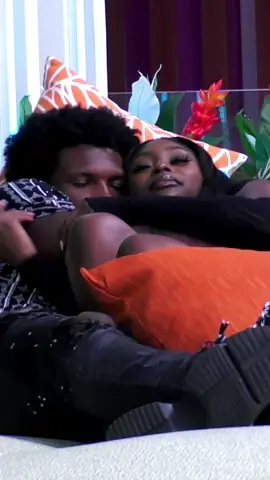 Kay Kay & Keenan 🤝 progressing. #LoveIslandUSA