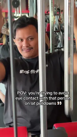 this has to be one of the most awkward things 🙃👀 #relatable #relatablecontent #relatablegym #gym #GymTok #fyp #foryou 