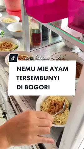 Ada yang baru tau juga? 😅 IG: @bogoreatery #kulinerbogor #bogoreatery #fypシ #bogor #mieayambogor #streetfoodbogor #hiddenspotbogor #mieayambsi 