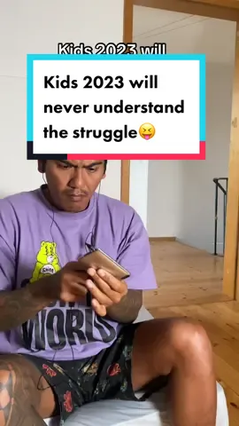 Does anyone relate to this?😝…#oldschoolvibes #goodolddays #struggle #takemeback #oldschoolvibes #funnyvideo 