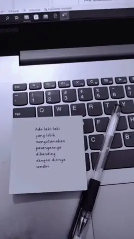 begitu pentingnya dirimu sampai aku lupa dengan diriku sendiri  #katakatasad #storymalamhari #storymalam #sadbrutal🥀 #storywhatsapp #gamonbrutal #sadvibes #sadstory #quotes #xyzbca #fypシ #fyp #story #laptop #fyppppppppppppppppppppppp 
