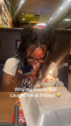 dont mind my singing , @tgifridays buddy need a raise & we need a do over 😭😂😂😂😩 ##birthdaygonebad