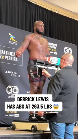 #DerrickLewis #abs #UFC #mma #weighin #ufc291 