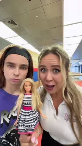 Когда большая разница в возрасте🤣