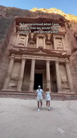 7 weeks until the wedding! 💍 Time flies when you’re having fun! 🫶🏼 ##thattravelcouple##stage4cancer##couplegoals##teavelgoals##nonhogkinslymphoma