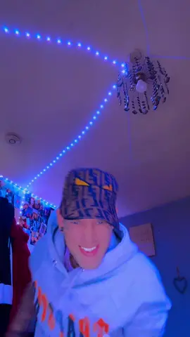 I FEEL MY TEMPERATURE RISING #fyp #LearnOnTikTok #starletste_official #1 #youforpage #xyz 