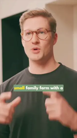 Discover the soul in your supper with Farmshare 🌾 Unboxing isn't just an act, it's an experience - a journey from farm to heart. 💌 Each handwritten note from our farmers weaves a story, connecting you to the roots of your food. Savour the taste, cherish the bond. #FromFarmToSoul #Farmshare #UnboxNourishment 