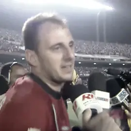 o maior de todos os tempos, tente não arrepiar. #saopaulofc #rogerioceni #foryoupage #fyp #viral 