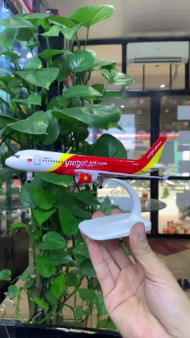 Mô hình máy bay Vietjet Air bằng kim loại có bánh xe#mohinhmaybay #maybayvietjet #maybay #suutammaybay 