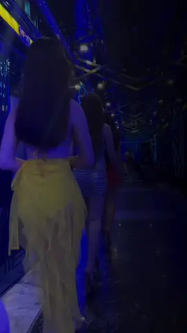 Sàn runway này là của mấy em 💋 #63tiengiang #karaokett #karaokettcailay #karaokettclup #xuhuong 