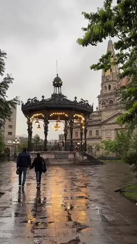 Guadalajara ✨ #pueblitosmagicos #pueblomagico #viajar #turismo #mexico #jalisco #guadalajara #guadalajarajalisco #guadalajarajalisco🇲🇽 #jalisco❤️🇲🇽🥰😍 #jaliscomexico 