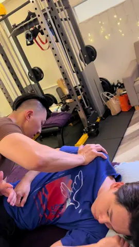 把修整的喀喀響 #crackasmr #drmorgan #整復 #整復推拿 #chiro #chiropractic #徒手調理 #美式整脊 #整復師 #整復教學 #整脊 