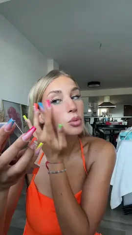 ci prepariamo per l’ultima sera ad Ibiza🧡