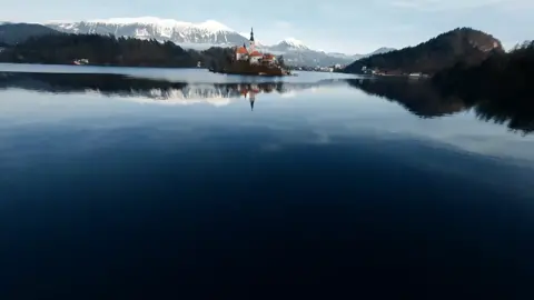 Một bài hát tiếp thêm động lực cho bạn 🎵 #edm #music #travel #xuhuong #chill #cinematic 