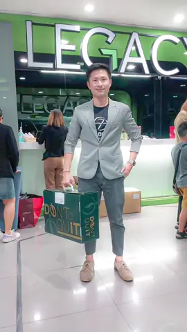 ดูแลทั้งสุขภาพต้นไม้ และสุขภาพคนครับ… ทำงานแล้วไปใช้ชีวิต😊 #เด็กระยอง #ชาวสวนทุเรียน 