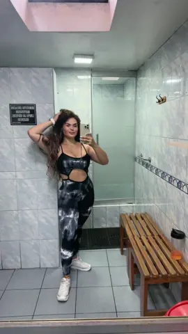 Ya saben mis niñas , la competencia de ustedes es la busqueda de su mejor version 💪🔥 no compitan con nadie . #womanpower #masamormenoshate⭐️ 