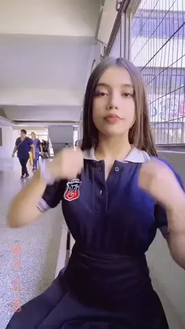Follow. #chicadivina #feat #viral #colegiala #regresoaclases #2023 #babye #bellezadivina #chicaviral 