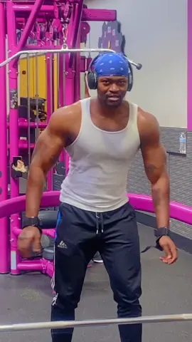 consistency is key never give up 💙💪🏾 #consistency #ivorycoast #burkinatiktok🇧🇫 #burkinafaso #cotedivoire🇨🇮 #nigeriantiktok🇳🇬 #afrobeats #asake #davido #fit #Fitness #gymmotivation #aichatrenble #beast #african #africa #gains #zongoledozo 