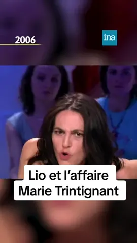 « L’amour n’apporte pas la mort ! » En 2006, Lio se révoltait de l’indulgence de Muriel Cerf à propos de Bertrand Cantat.  La romancière, elle-même victime de violences conjugales, défendait « l’amour passion » de celui qui a battu à mort Marie Trintignant. #Arditube #Ardisson #Ina #trintignant 