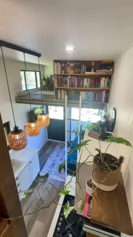 A great DIY tiny house built for a remarkable price! 🤑 #tinyhouse #tinyhousetour #hometour #DIY #livingbiginatinyhouse 