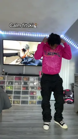 W or L?#fyp #fypシ #viral #undergroundfashion #calmfit #fashion #fashiontiktok #sp5der #rickowens 