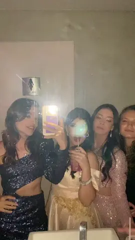Lindas🫶🏻@eu.larinha26 , @Rafinhaa  Festinha