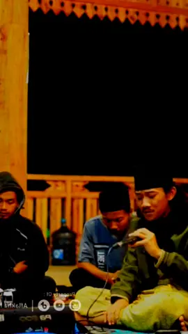 Membalas @eniwahyuandini @Aflakha_Mn @Santri ndalem #oraisodadisiji #tangankuwesonocincin #akustikcover #gusaflakha #gusaflakhamangkunegara #santrindalem #santripondok #jawastory #jawapride #jawasoft乂 #jowostory #fyp #foryou 