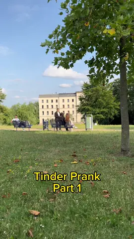Bist du Maria? 😂 Tinder Prank Part 1 | Unterwegs mit @teamjntsch #tinder #streetcomedy #prank 