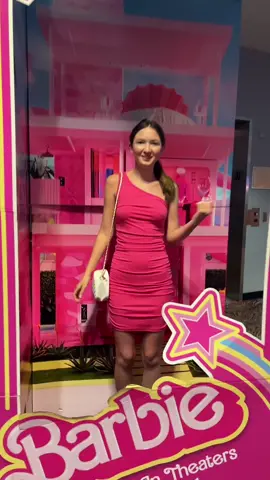 #fyp #foryou #foryoupage #forfun #movietheater #BarbieMovie #thebarbiemovie #barbiemovie #barbiebox #inabox #pinkbox #barbiemovietheaterbox #badlikethebarbie #tiktok #dance #trend #newtrend 