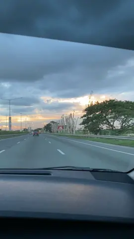 #roadtrip #inthecar #longdrives #Drivecarsinmusic #roadtripvideos #mood #vacation #firstlongdrive #fyp