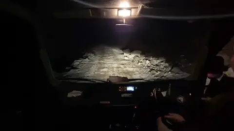 struggle 😊 #merapiyogyakarta #dumptruk  #pasirmerapi #storytruck #trukmerapi #trukmerapi #kaligendolmerapi 