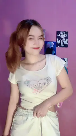 Jangan lupa jam 10 join live gais