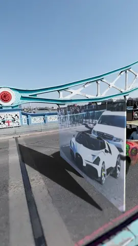 Watch me take 'fake it till you make it' to a whole new level as I cruise the streets of London in my imaginary Buggati 😎🚙 #supercar #virtualinfluencer #alien #alienlife 