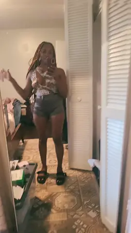 when u realize ur fit is too risqué sooooo u gotta quickly change 😳 #fashiontiktok #blackgirltiktok #columbusohiocheck 