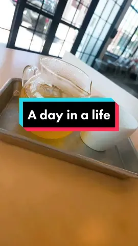 A day in the life of a balloon artist 🎈  #minivlog #vlogger #balloonartist #balloondecor  #adayinalife #stl #uhaul  #safarithemedparty #safari #stuffedanimaltiktok #babyshowerideas #babyshower 